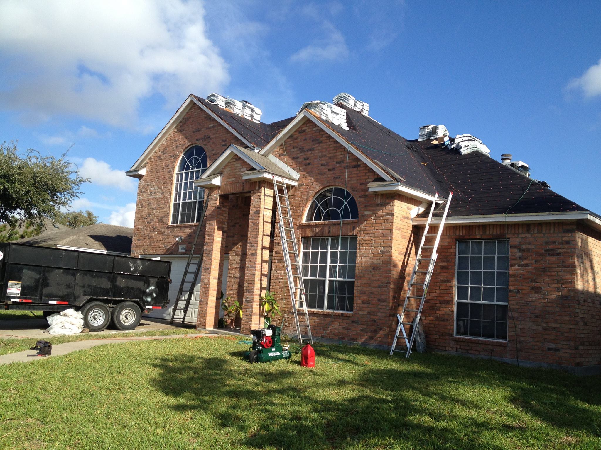 Signs that your Roof needs Repair or Replacement